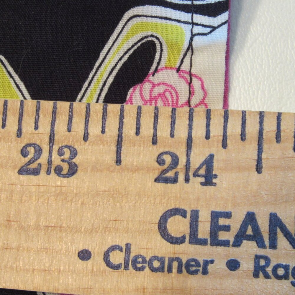 Liz Claiborne Pleated Skirt with Purses/Handbag Design Size 14 Black/Pink/Green - Picture 6 of 6